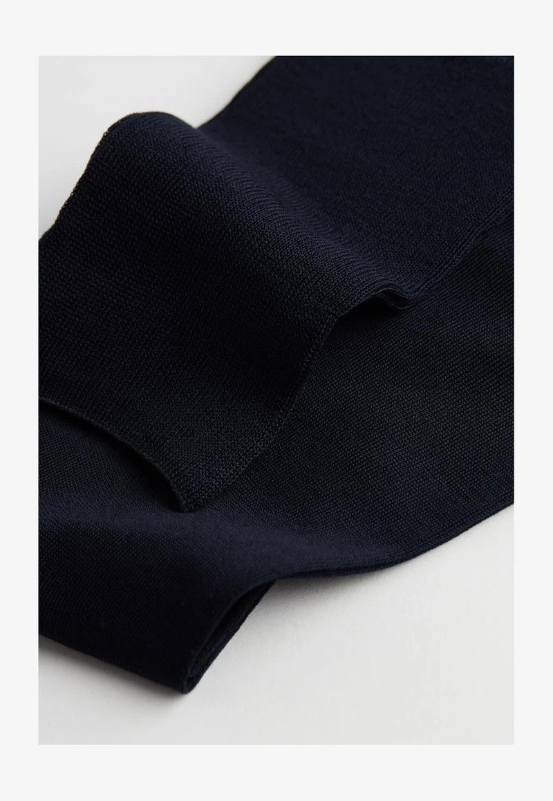 Intimissimi LANGE STRÜMPFE AUS SATINIERTER, MERCERISIERTER BAUMWOLLE - Kniestrümpfe - Blu 3 Intimissimi LANGE STRÜMPFE AUS SATINIERTER, MERCERISIERTER BAUMWOLLE - Kniestrümpfe - Blu – Bild 2